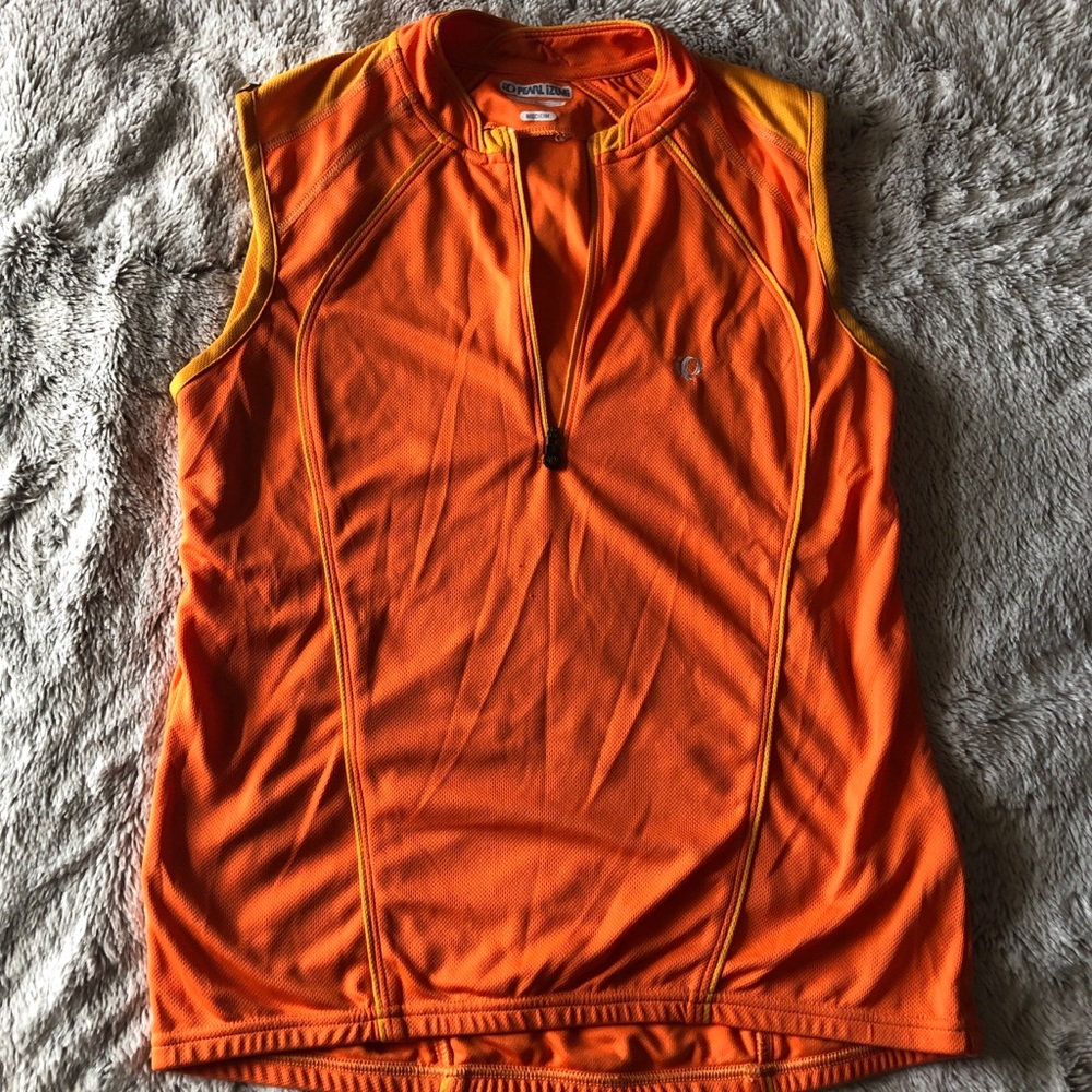 Pearl Izumi sleeveless bike jersey in women’s M